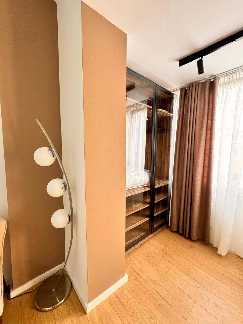 Apartment Bazar *