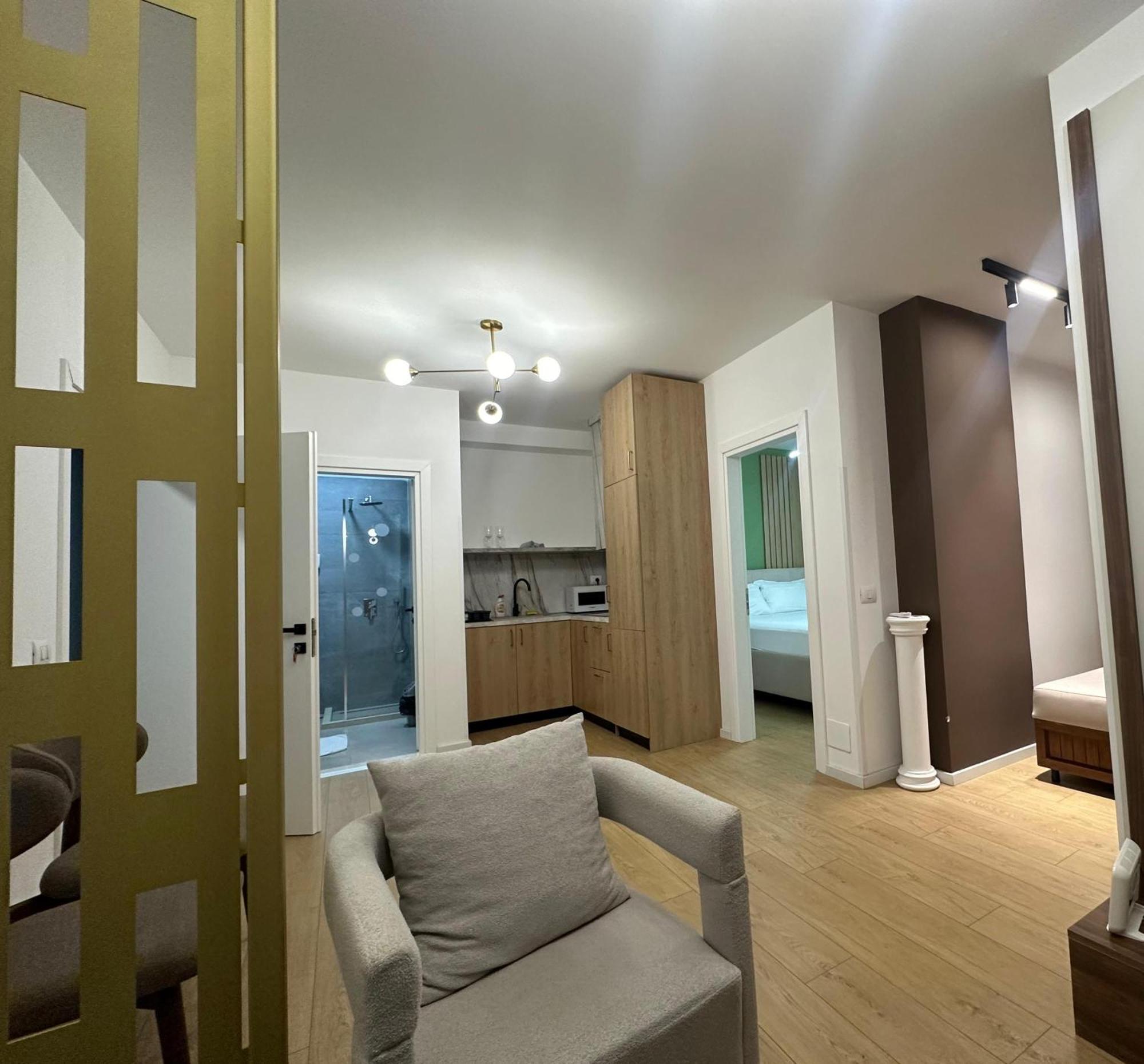 Bazar Apartment Tirana